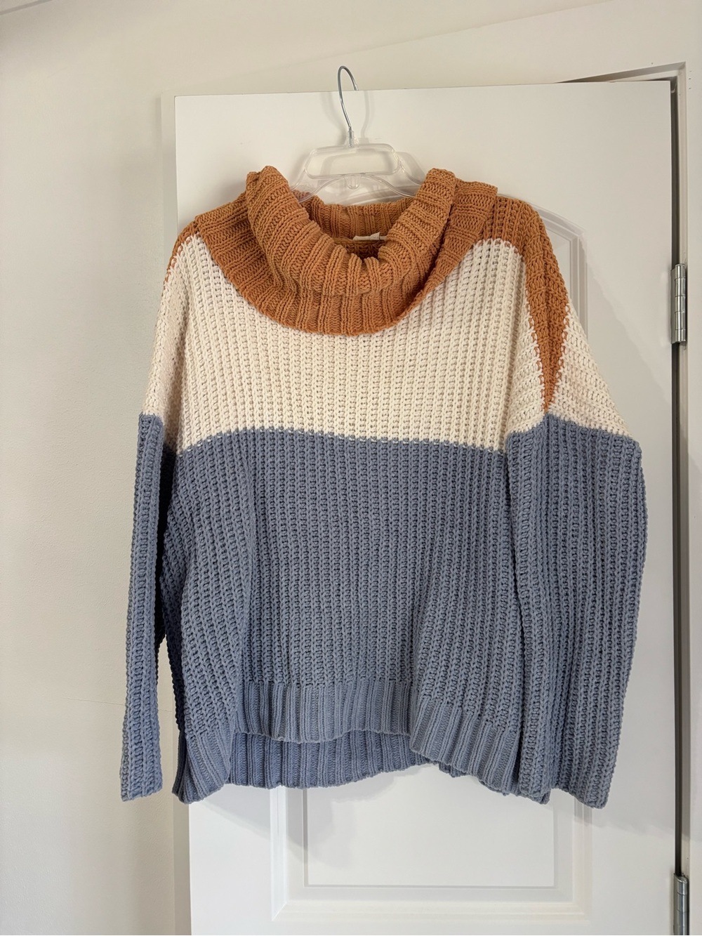 Colorblock Cowl Neck Chunky Knit Sweater